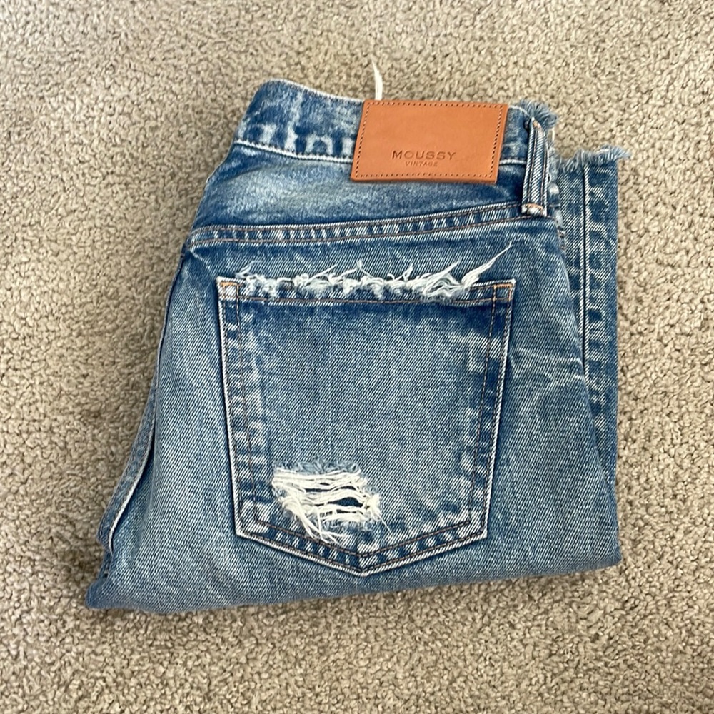 Moussy cropped denim with raw hem